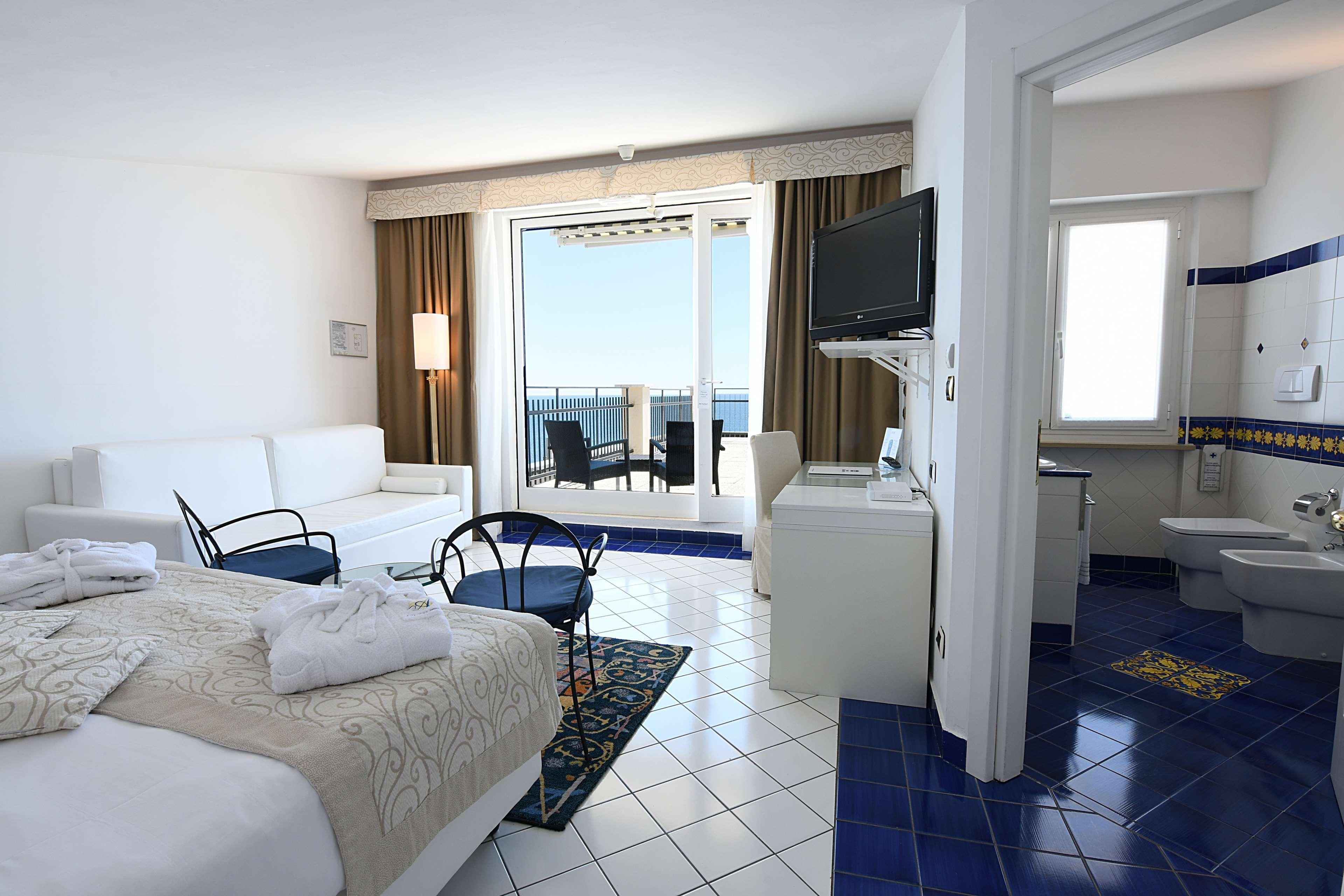 Best Western Hotel Acqua Novella Spotorno Eksteriør billede