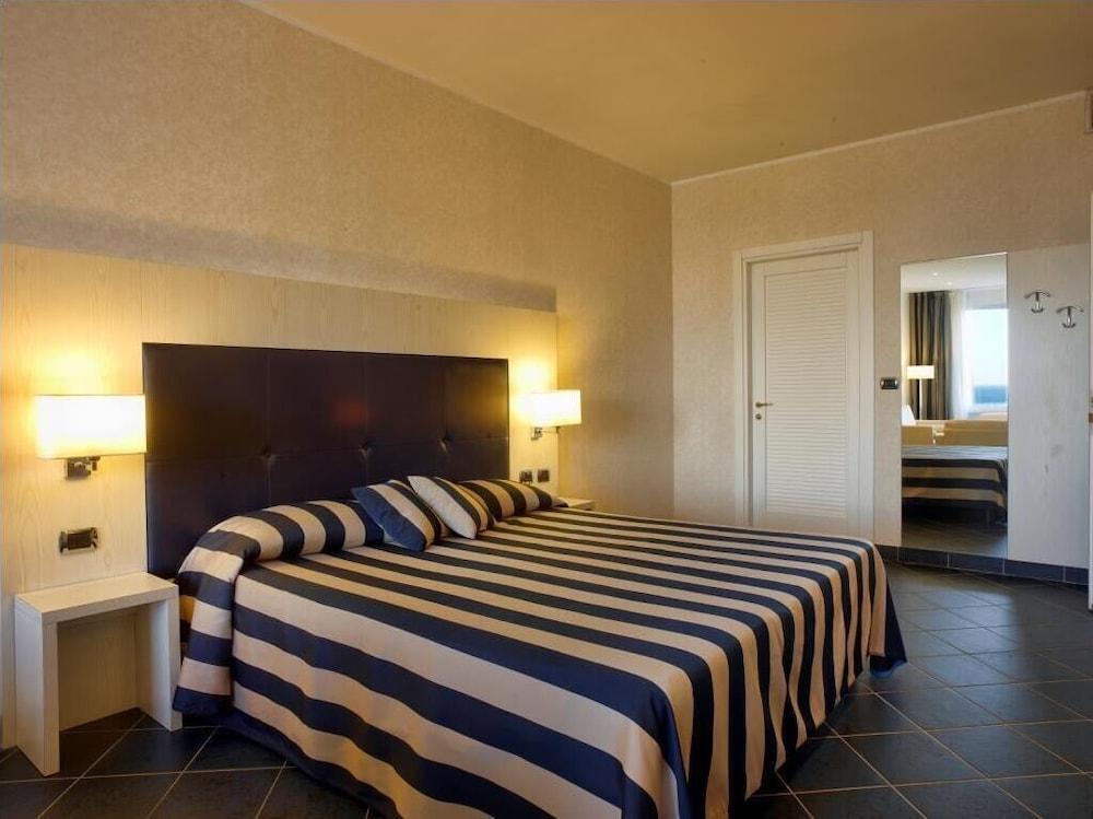 Best Western Hotel Acqua Novella Spotorno Eksteriør billede