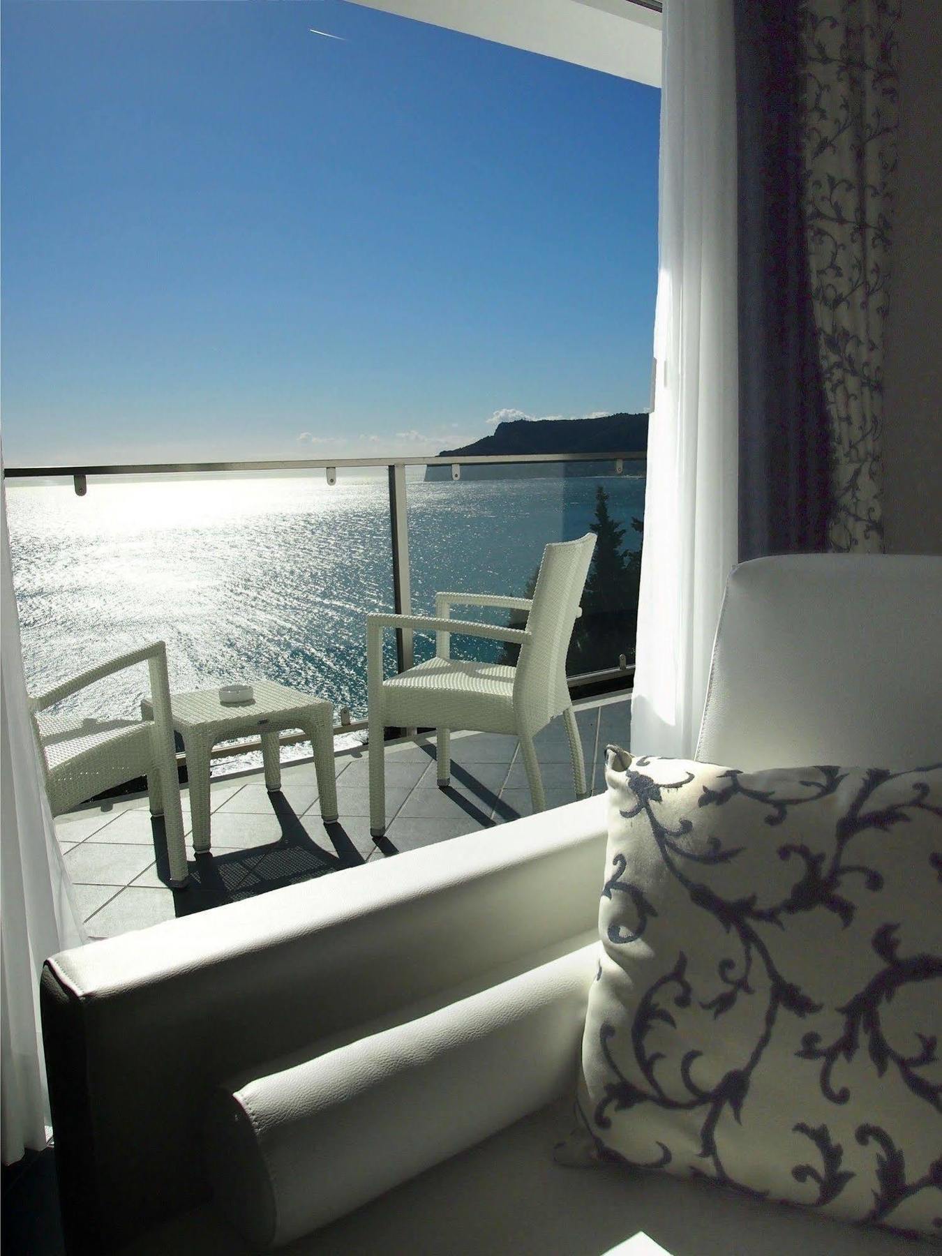 Best Western Hotel Acqua Novella Spotorno Eksteriør billede